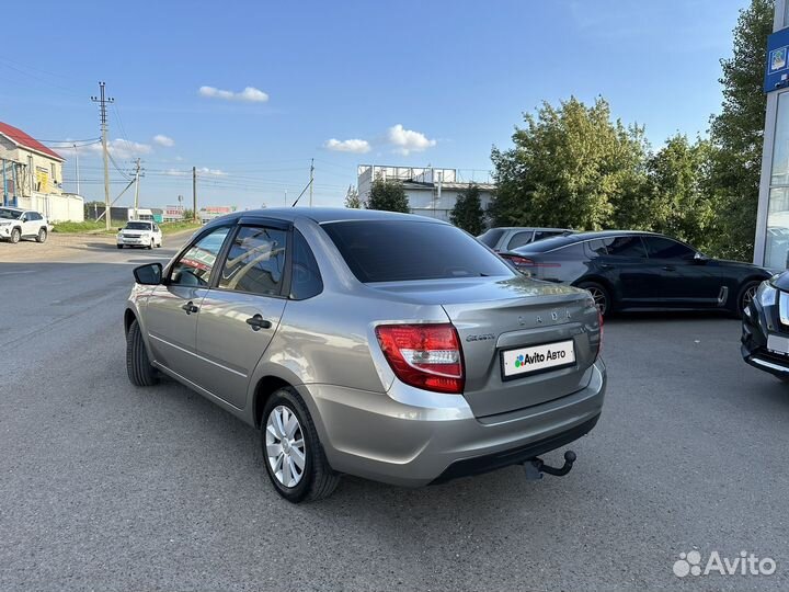 LADA Granta 1.6 МТ, 2021, 49 000 км