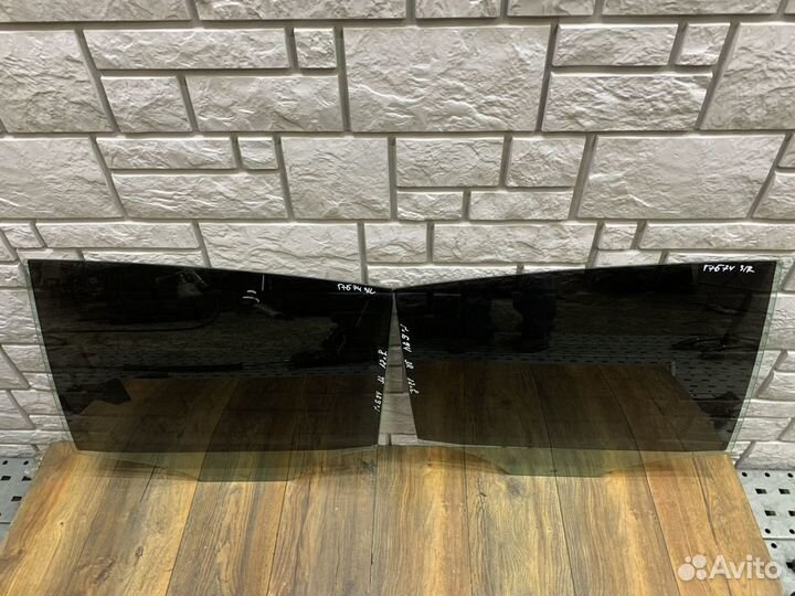 Volkswagen Golf Plus Стекло двери задней