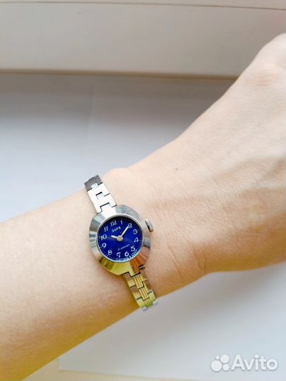 Часы СССР заря женские