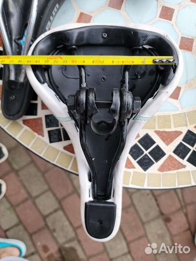 Седло для велосипеда кожаное