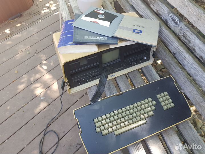 Винтаж Osborne 01 computer 1981