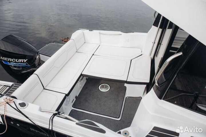 Катер Phoenix 700 Cabin Феникс 700 сентябрь