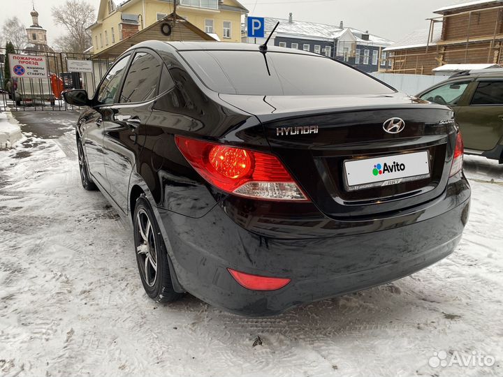 Hyundai Solaris 1.4 AT, 2011, 59 100 км