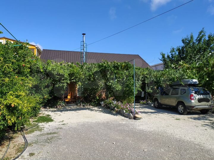 Комната 45 м² в 2-к., 1/1 эт.