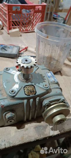 Мотор с редуктором