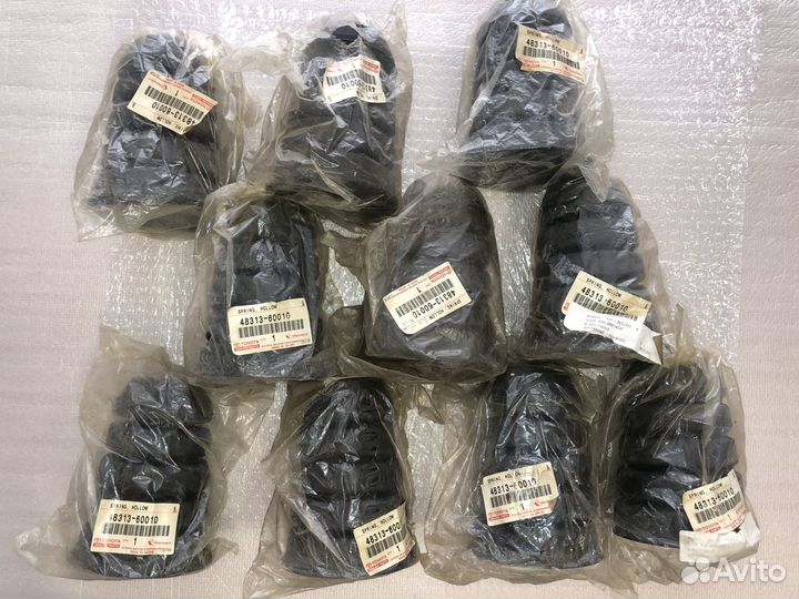 Отбойник заднего амортизатора Toyota 4831360010