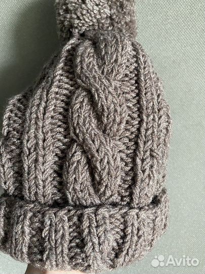 Шапка женская, ручная работа