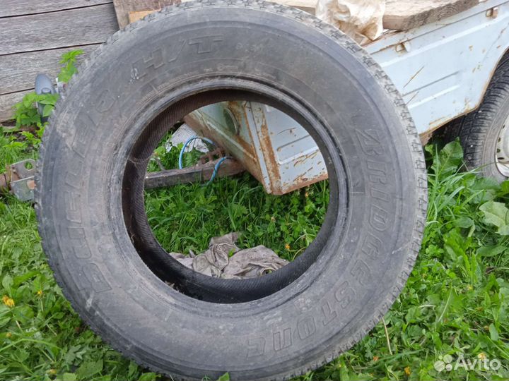 Bridgestone Desert Dueler 275/65 R17