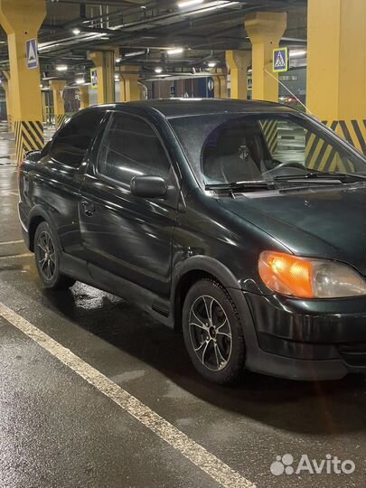 Toyota Echo 1.5 AT, 2001, 181 000 км