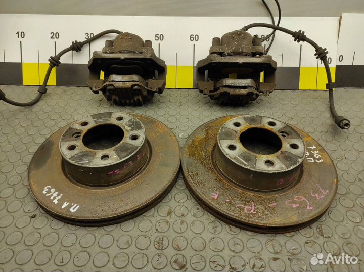 Тормозная система комплект передняя Bmw 323I E90