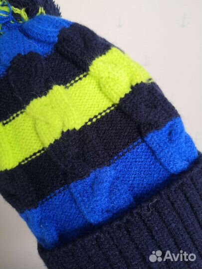 Шапка зимняя на 2-3 года зимняя, новая на флисе