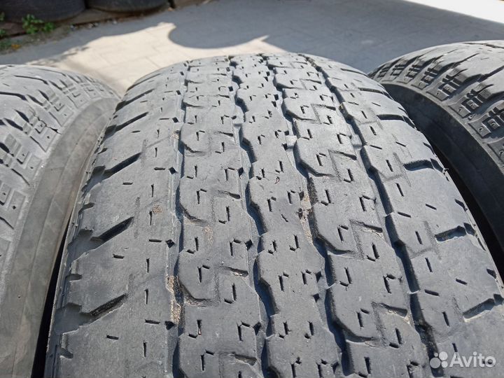 Bridgestone 738V 265/70 R16