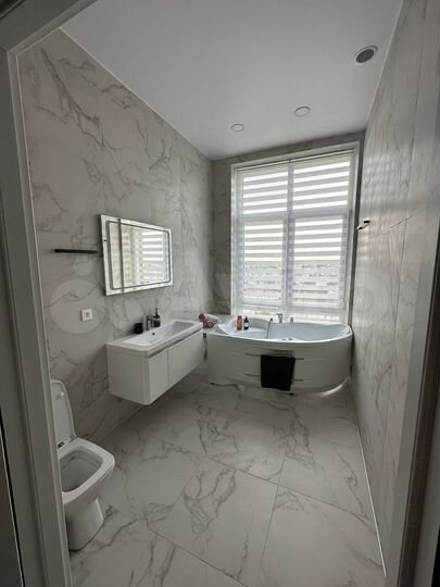 1-к. квартира, 60 м², 14/14 эт.