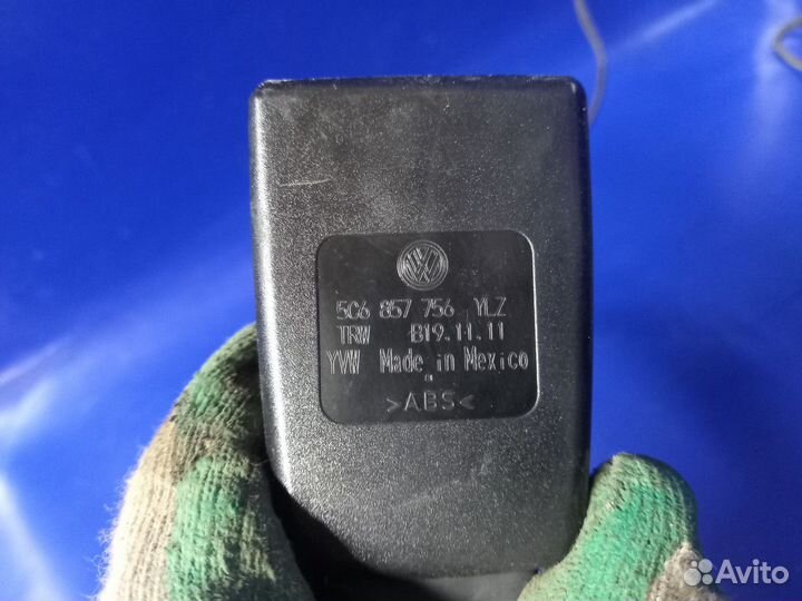Ответная часть ремня безопасности Volkswagen Jetta