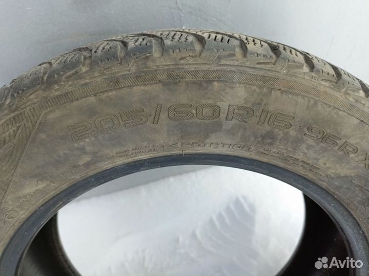 Nokian Tyres Hakkapeliitta 9C 205/60 R16