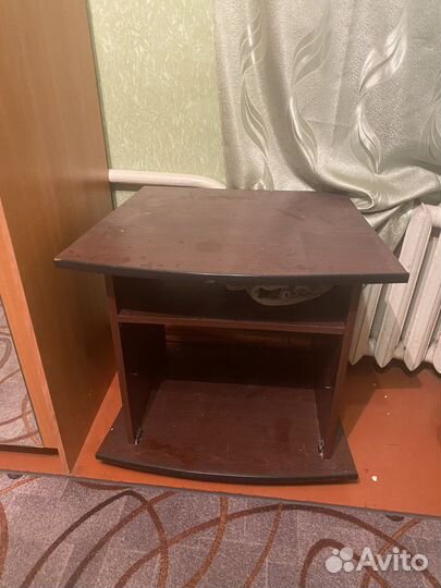 Тумба под телевизор