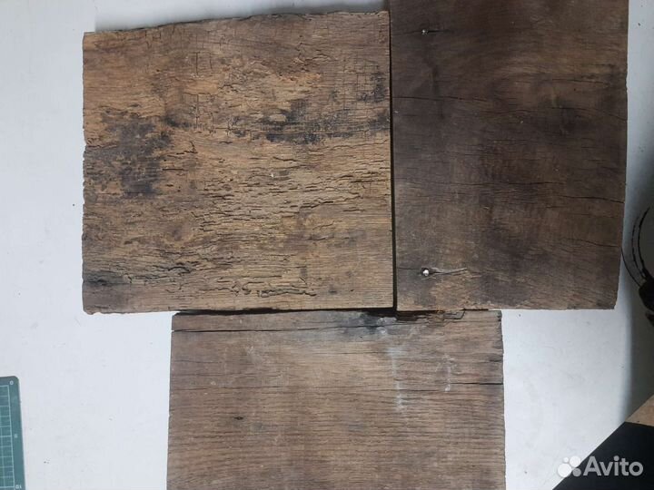 Обрезки старой дубовой доски.Толщина 40+шир20+