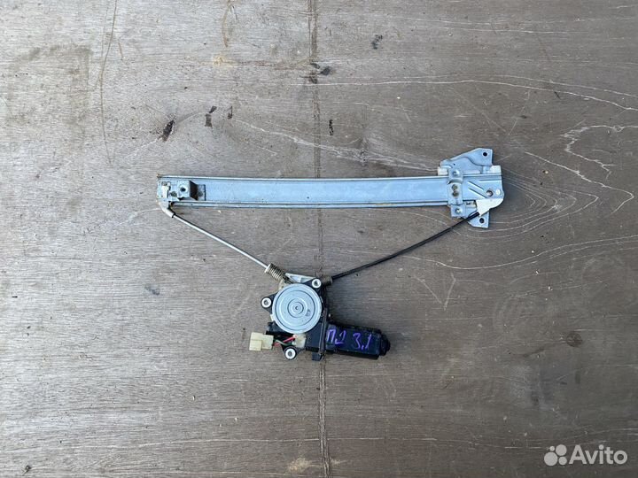 Стеклоподъемник задний левый Pajero 2