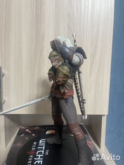Witcher геральт фигурка
