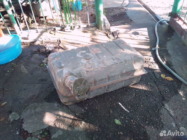 Топливный бак