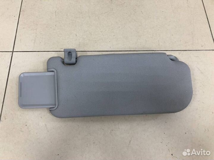 Козырек солнцезащитный внутри Hyundai ix35 LM 2010