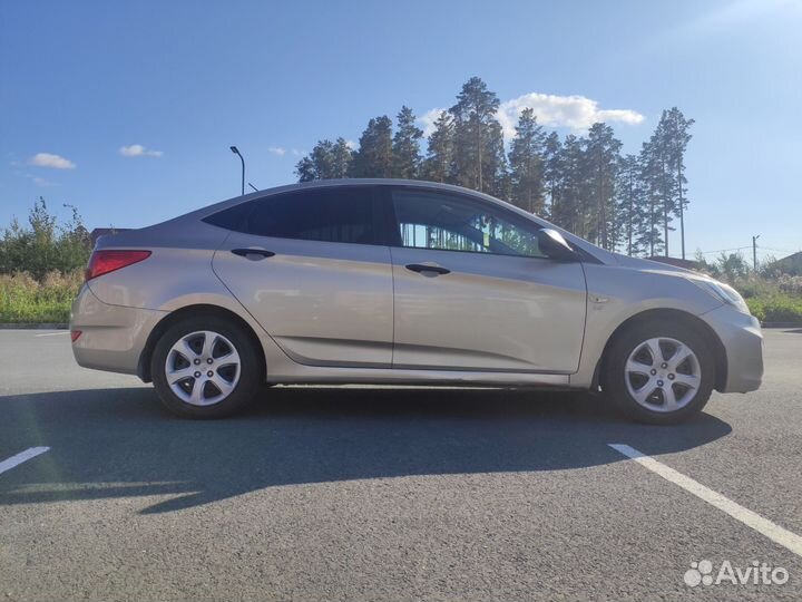 Hyundai Solaris 1.6 AT, 2011, 209 000 км