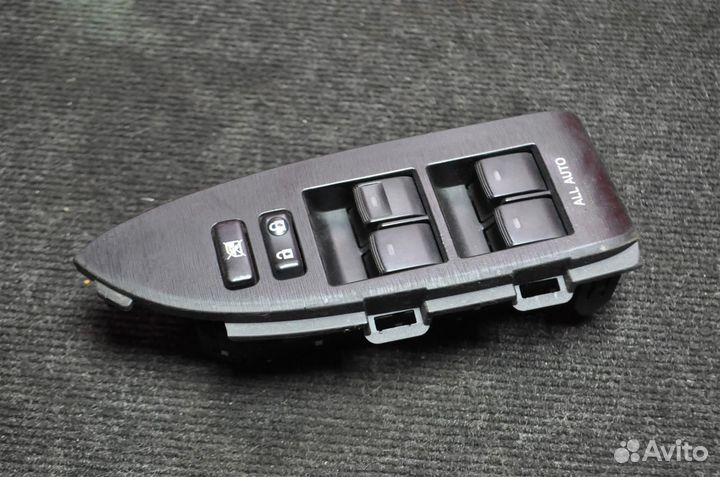 Блок управления стеклоподъемниками toyota prius