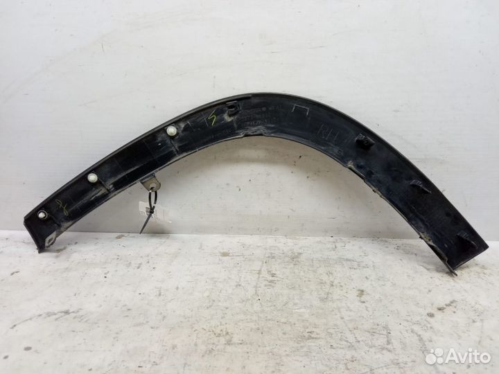 Накладка крыла задняя правая Toyota Highlander 3