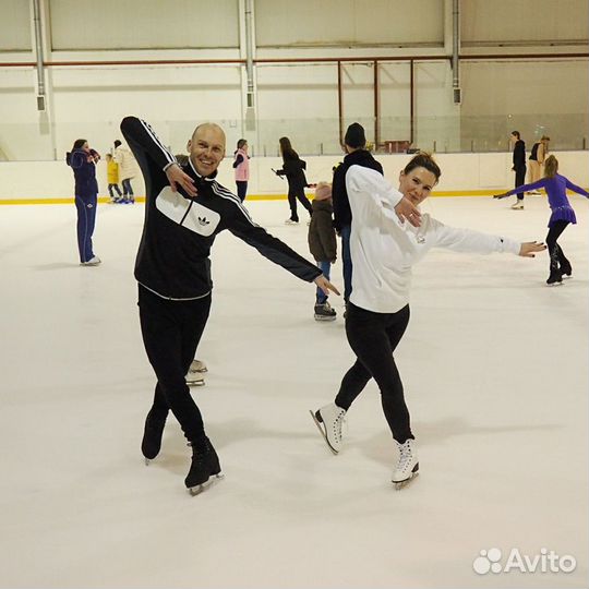 Тренер по фигурному катанию