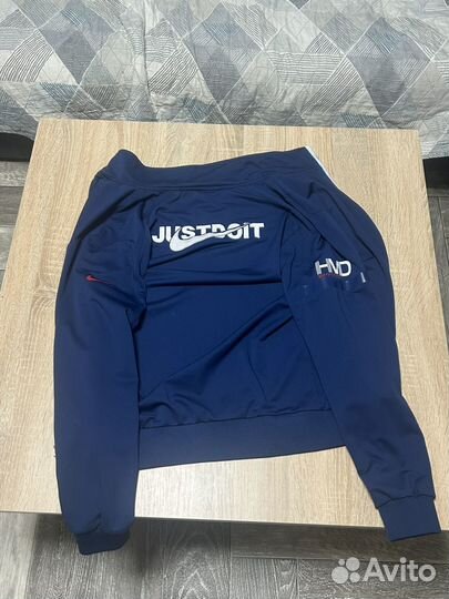 Спортивный костюм nike