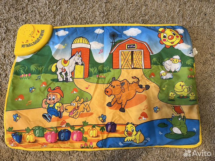 Развивающий коврик
