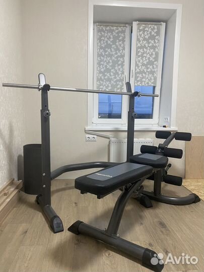 Скамья для жима со стойками и штангой