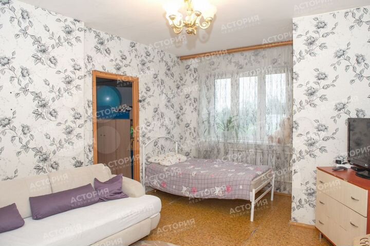2-к. квартира, 56 м², 3/10 эт.