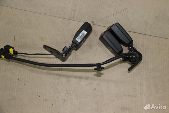 Ответная часть ремня безопасности Peugeot 207