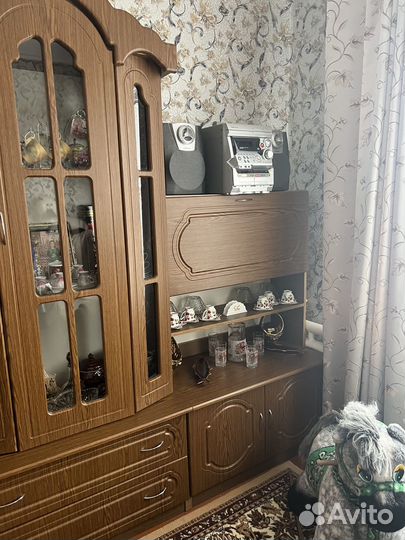 Шкаф сервант