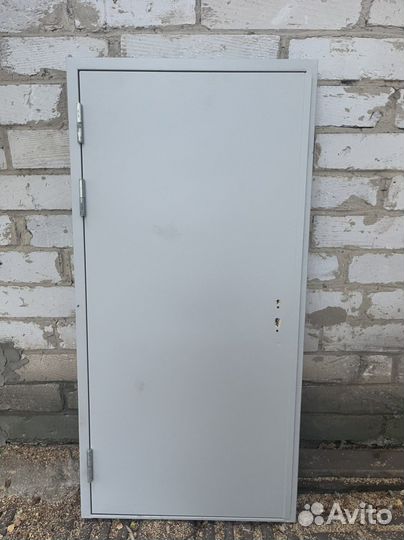 Дверь металлическая противопожарная ei60