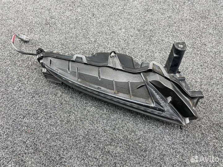 Повторитель в бампер правый Lexus Rc300 ASC10