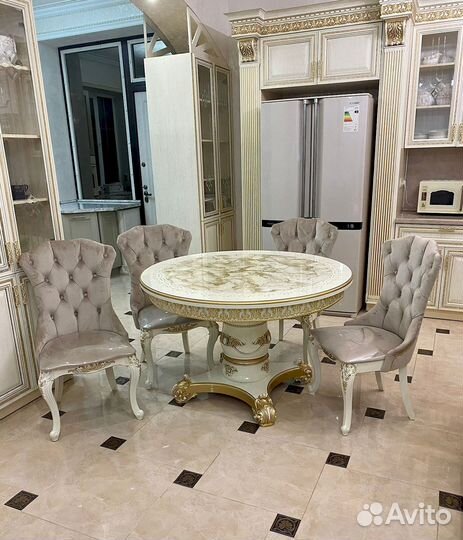 Стол и стулья от производителя. В наличии