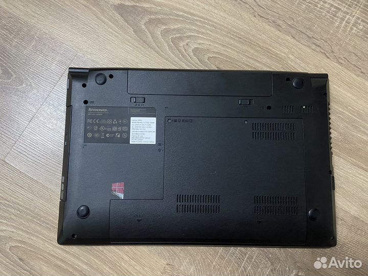 Lenovo b590