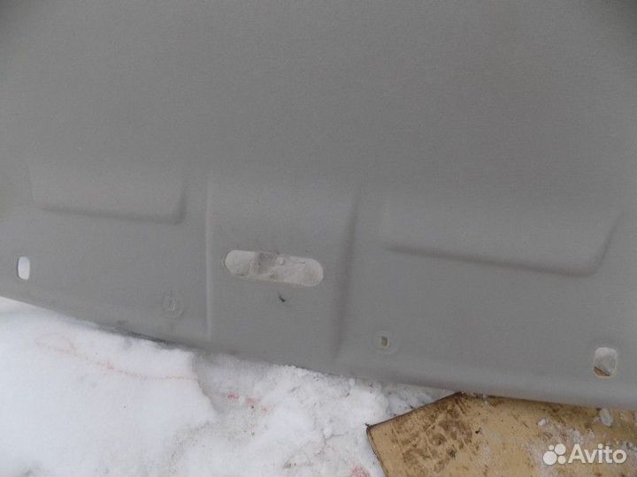 Обшивка потолка Sandero 2014