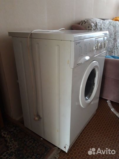 Стиральная машина indesit