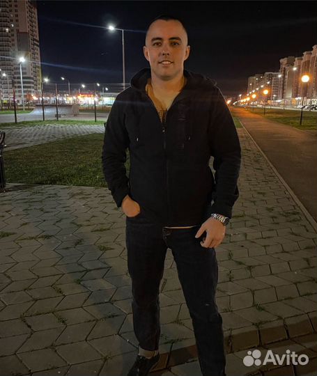 Слесарь