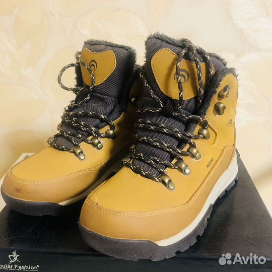 Ботинки демисезонные