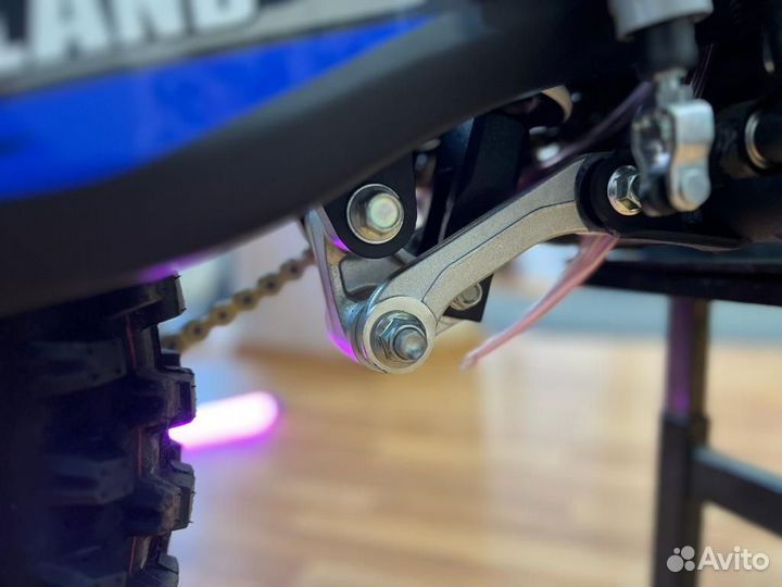 Motoland x3 300W 174MN (GR2, Avantis A6) Кросс энд