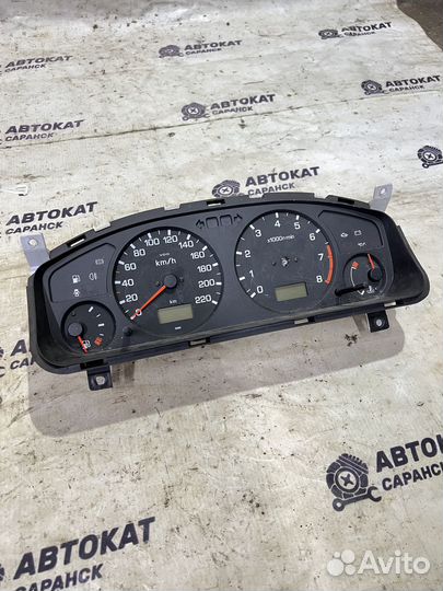 Приборная панель Nissan Primera P11