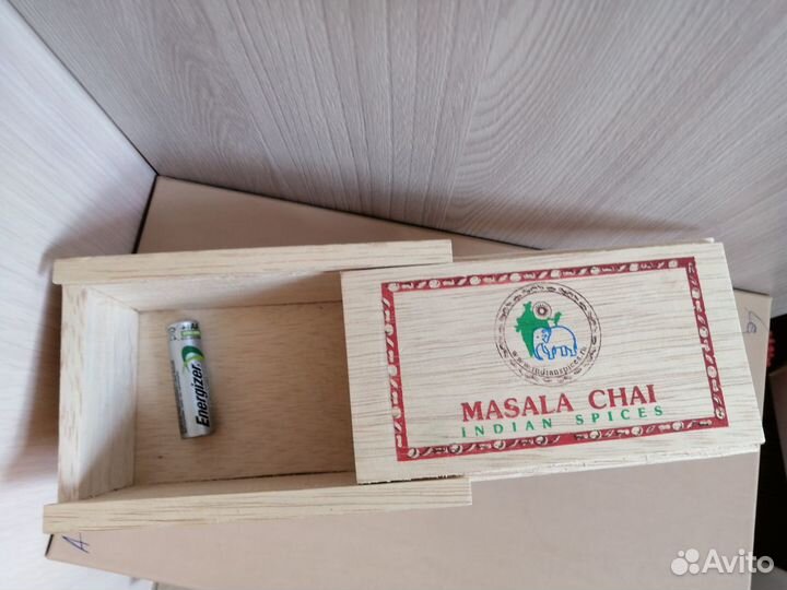 Деревянная шкатулка коробочка