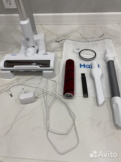 Пылесос Haier HVC250