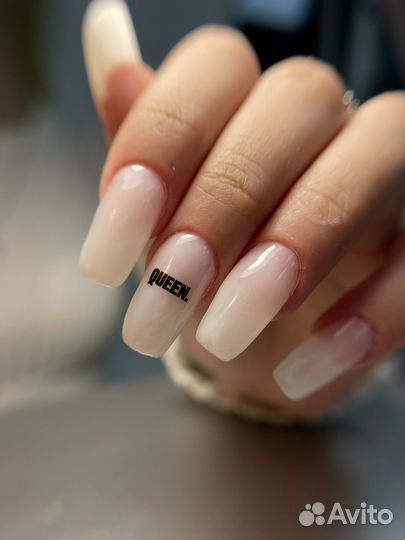 Маникюр с покрытием гель лаком