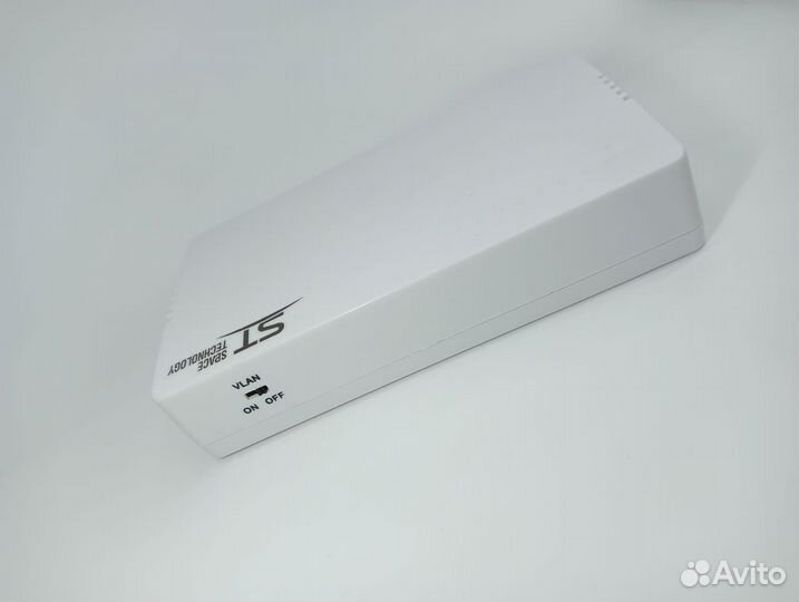 Коммутатор сетевой 8-ми портовый