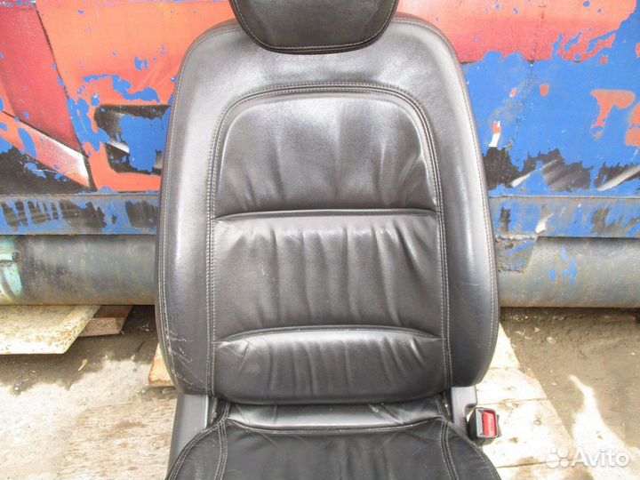 Сиденье переднее правое Hyundai Grandeur 4 (TG)